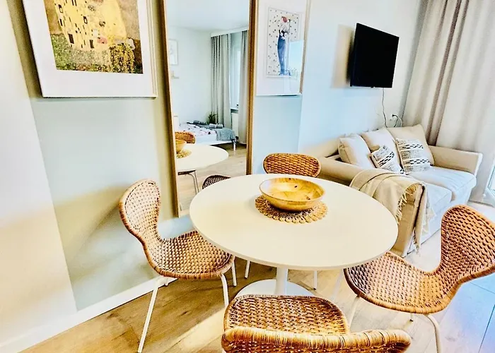 Milo Mi Aon I Balcony I10 Min From The Apartment *